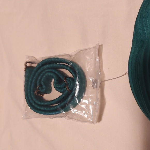 Time and Tru Green Ribbed Open Attached Top and Bottom Swimsuit - Picture 3 of 7